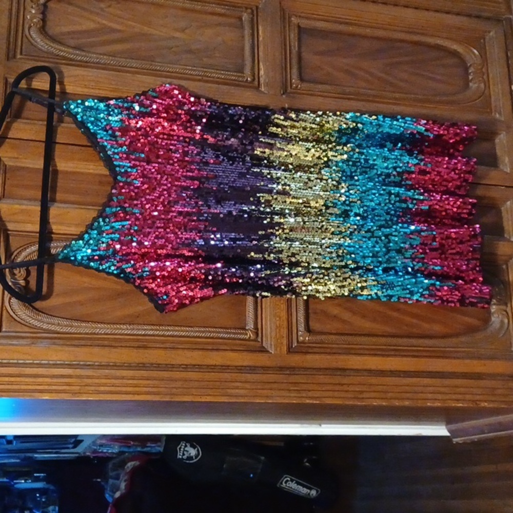 Multicolored sequins dress new never been worn no tags